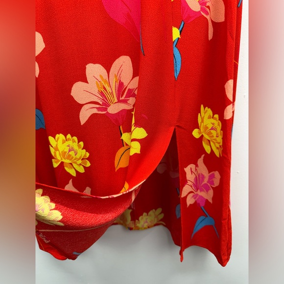 Loft size 10 Women’s Red Floral Lily Cap Sleeve Side Slit Midi Dress - Picture 5 of 9